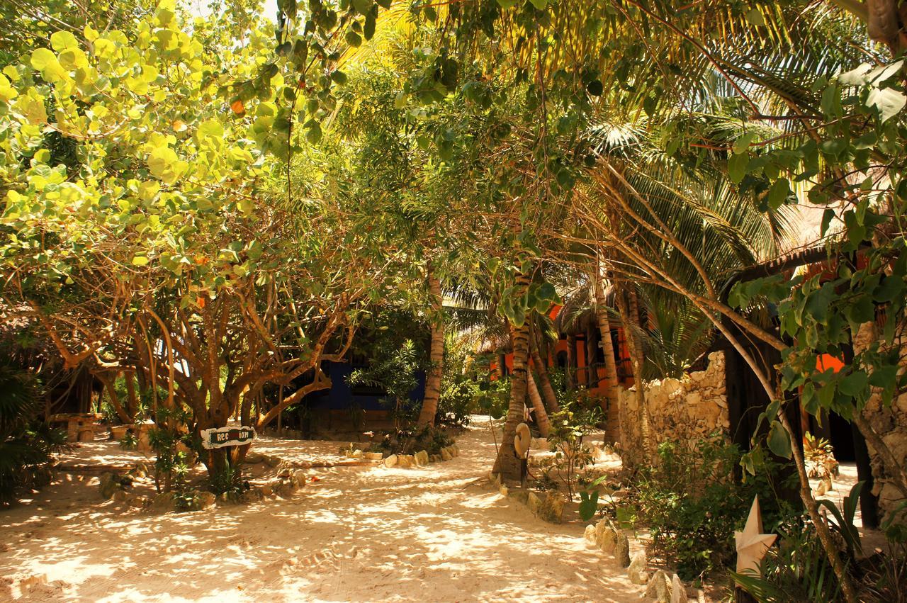 Cabanas La Luna Hotel Tulum Esterno foto