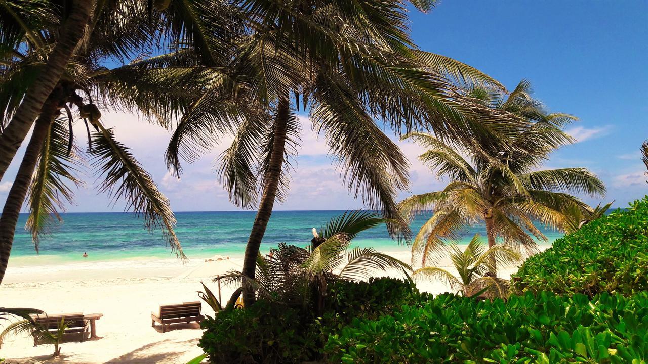 Cabanas La Luna Hotel Tulum Esterno foto