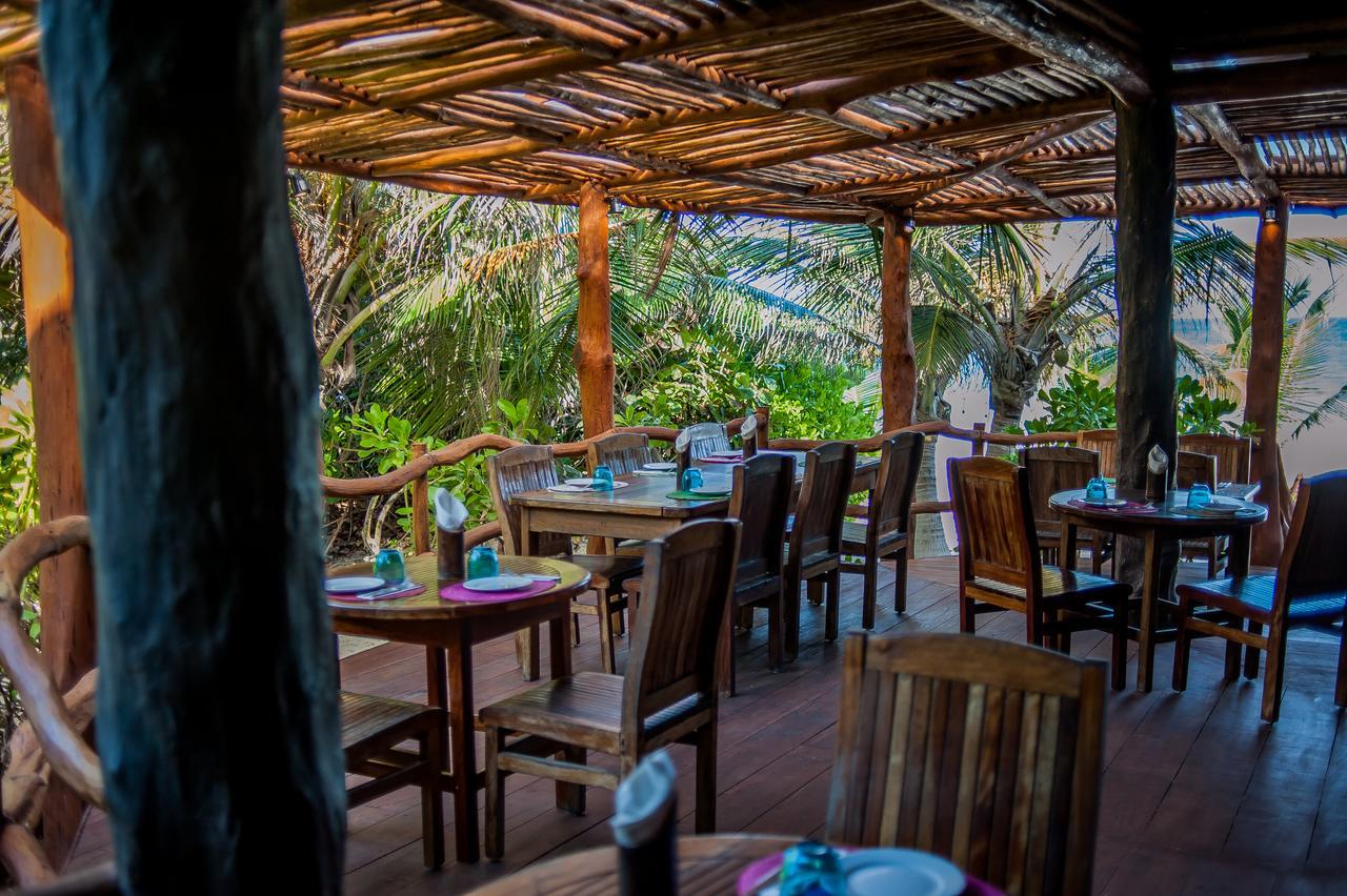 Cabanas La Luna Hotel Tulum Esterno foto