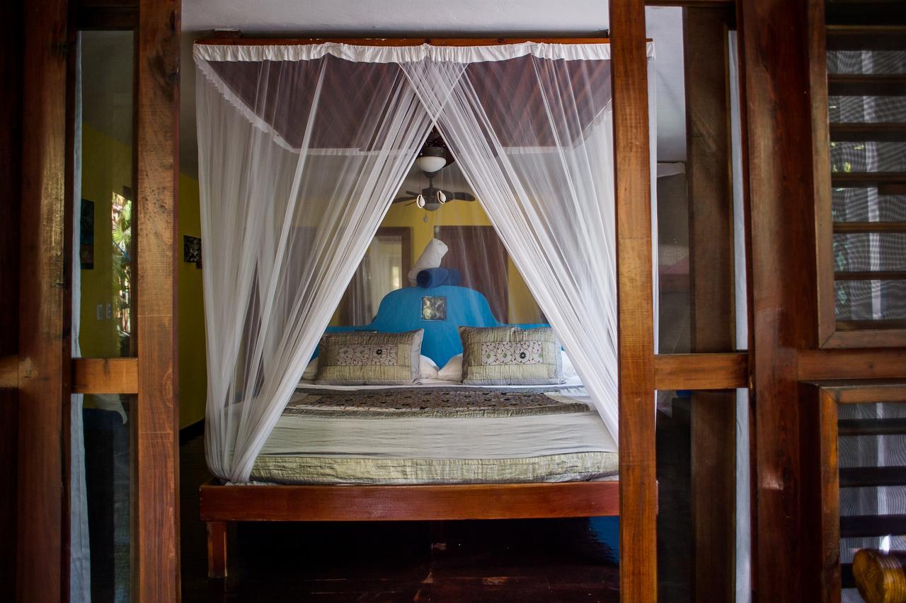 Cabanas La Luna Hotel Tulum Esterno foto