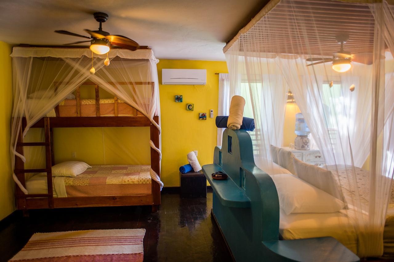 Cabanas La Luna Hotel Tulum Esterno foto