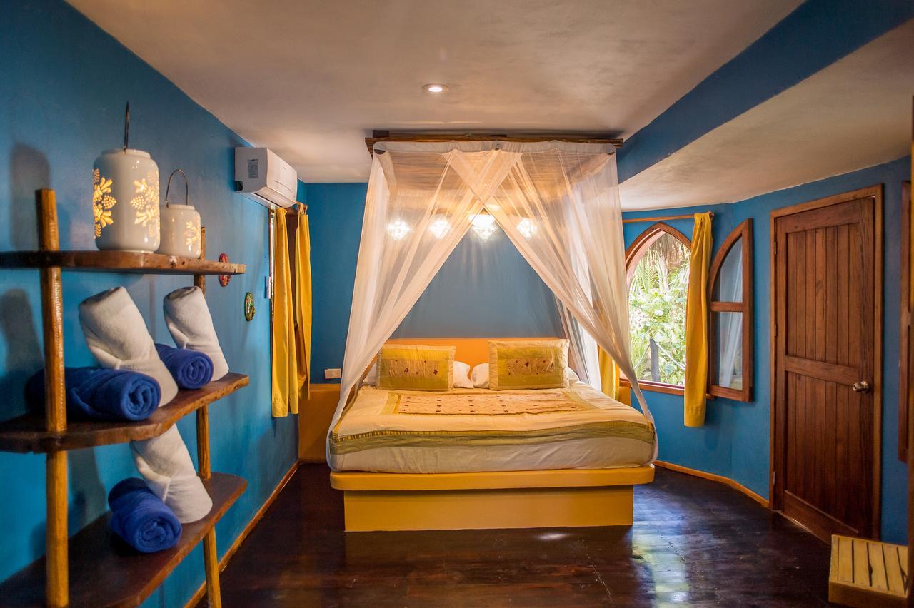 Cabanas La Luna Hotel Tulum Esterno foto